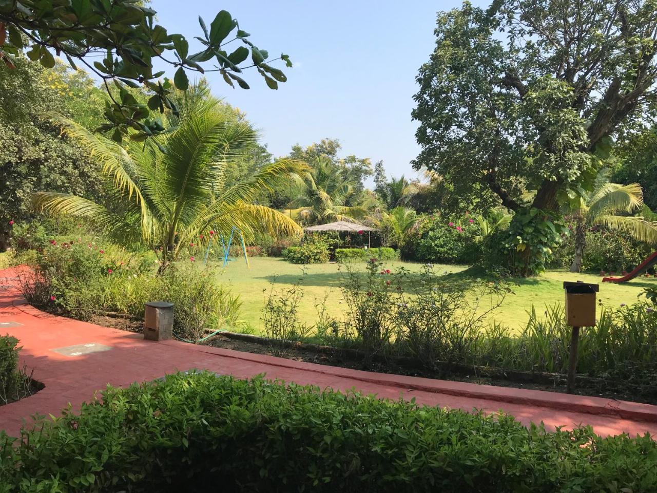Baaz Jungle Resort Khawāsa Exterior foto